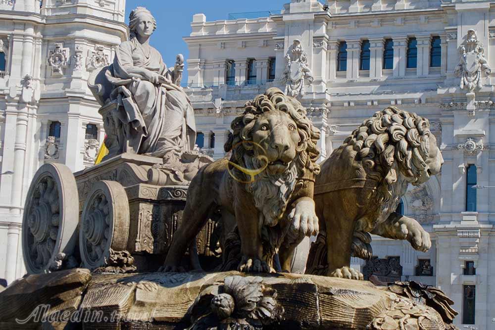 میدان و فواره سیبلس در مادرید - اسپانیا | علاءالدین تراول