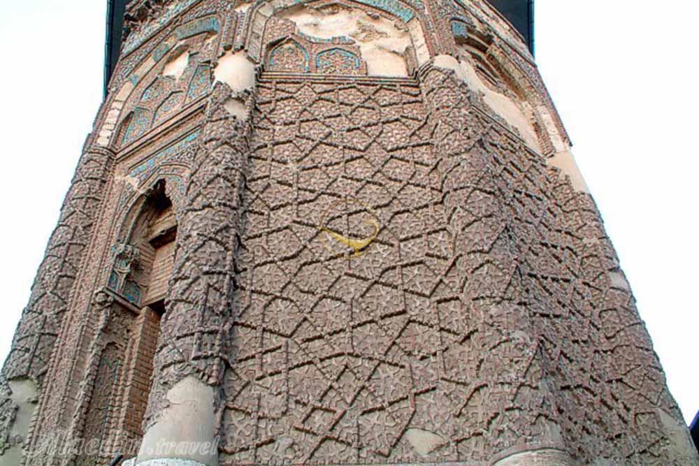 گنبد کبود مراغه | علاءالدین تراول