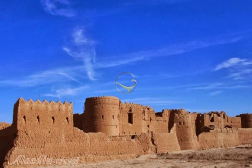 قلعه سریزد در مهریز | علاءالدین تراول