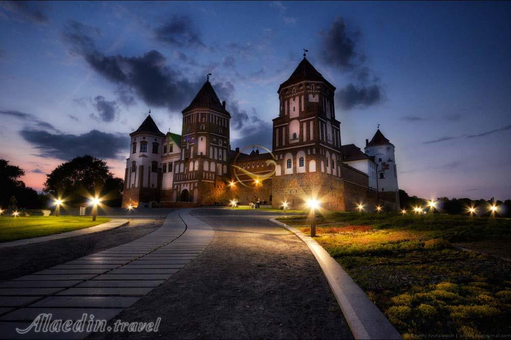 قلعه میر مینسک در بلاروس | علاءالدین تراول