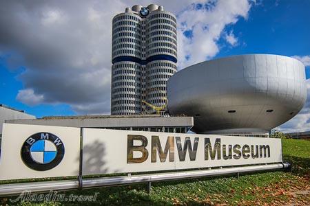 موزه بی ام و در مونیخ - آلمان
