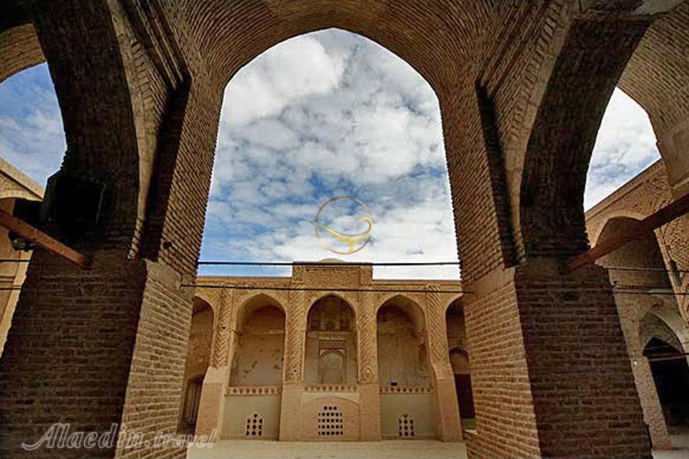 مسجد جامع نایین | علاءالدین تراول