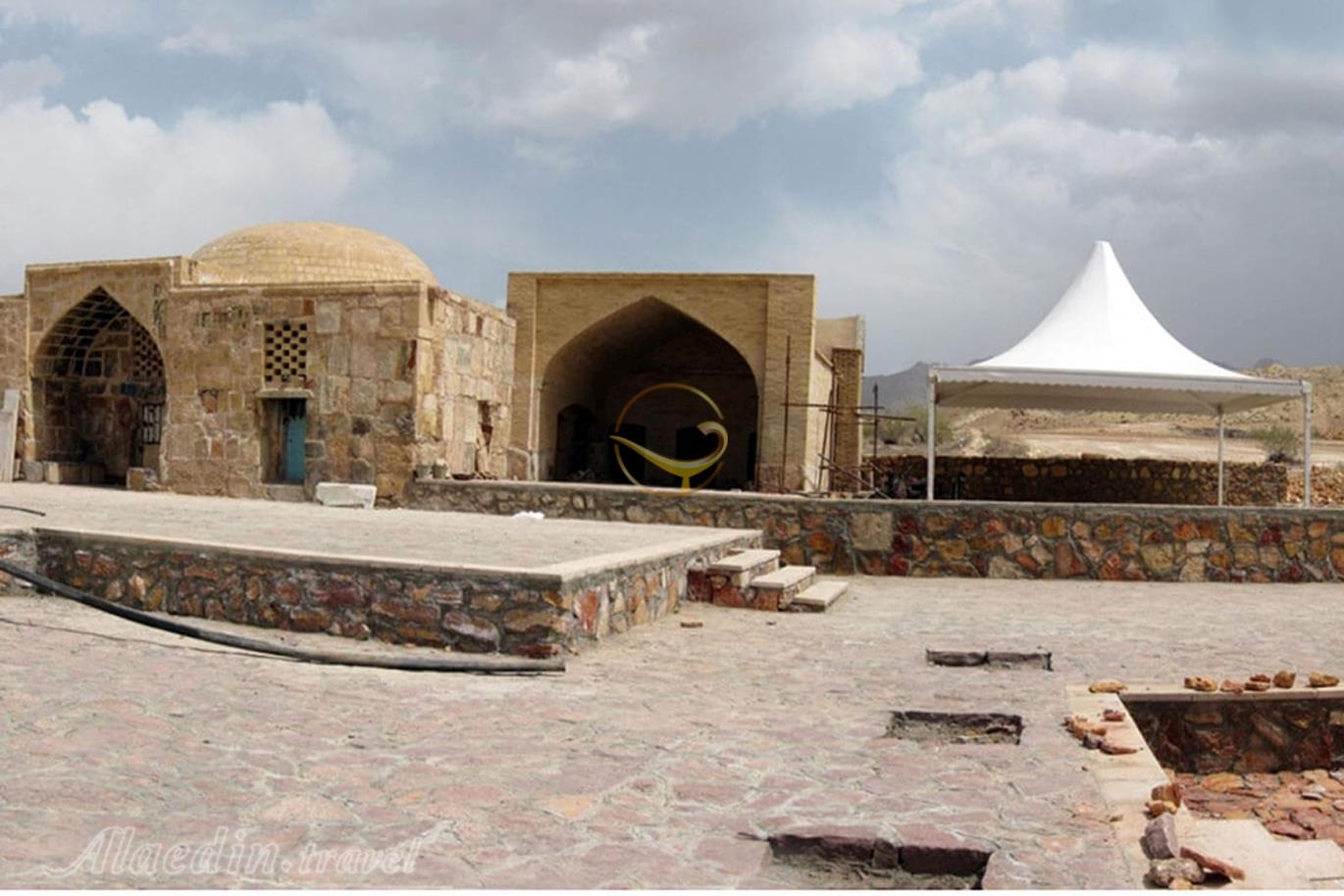 دهکده گل سرخ نایین | علاءالدین تراول