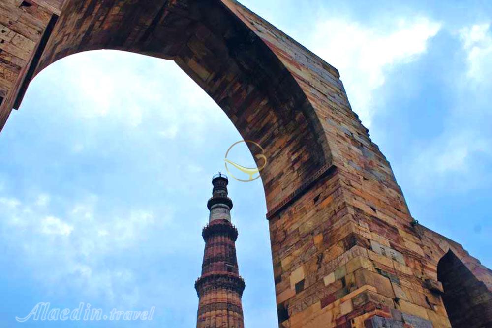 قطب منار در دهلی نو - هند | علاءالدین تراول