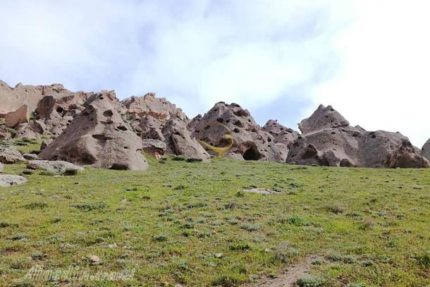 دهکده صخره ای اباذر در نیر