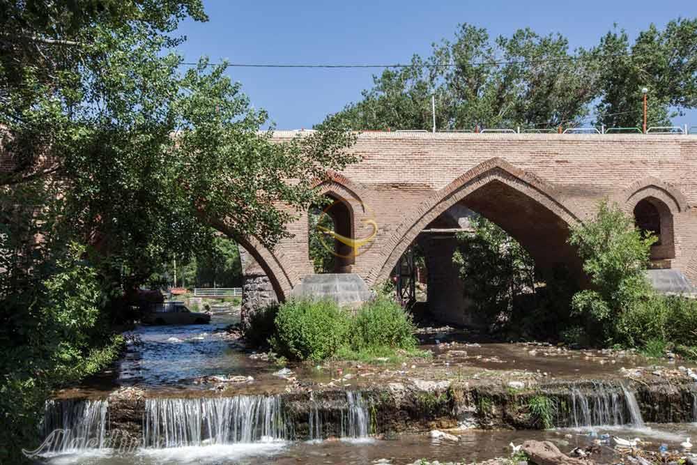 پل قرمز (قیرمیزی کورپی) نیر | علاءالدین تراول