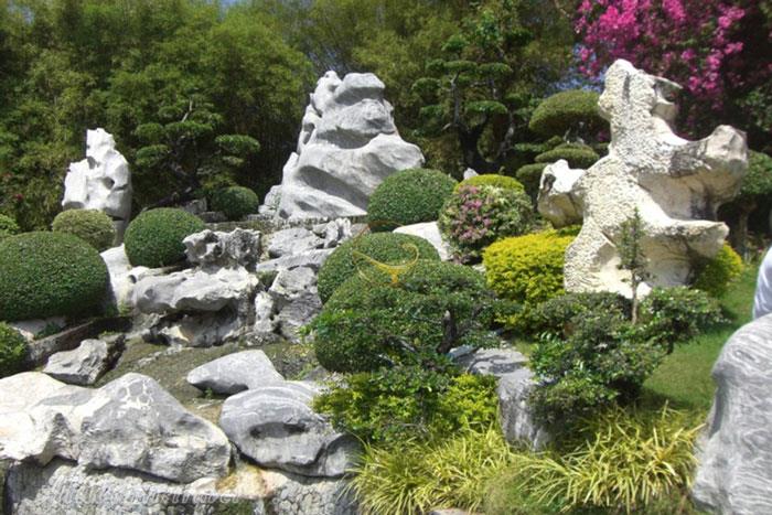 پارک سنگی و مزرعه کروکودیل در پاتایا - تایلند