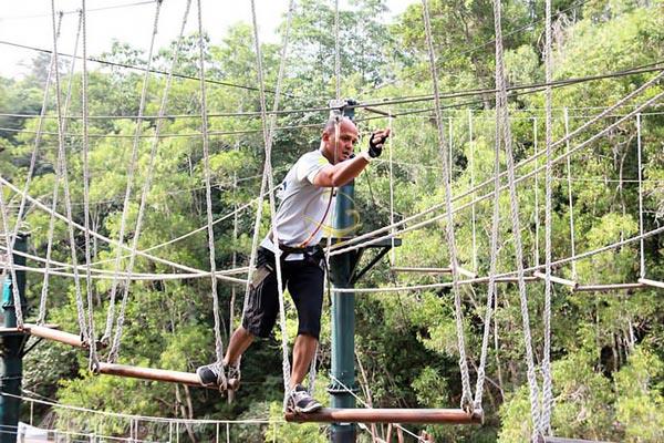 مجموعه تفریحی اسکیپ ادونچر لند در پنانگ | علاءالدین تراول