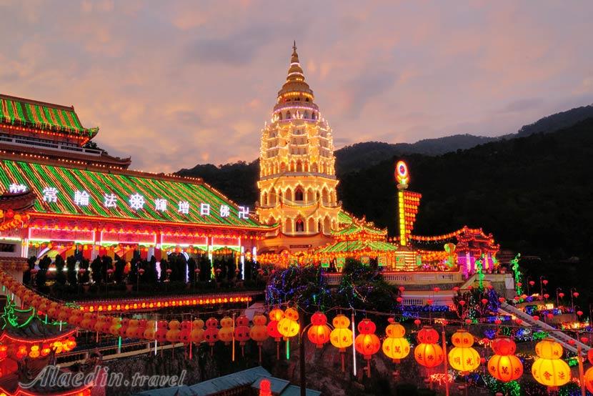 معبد کک لوک سی در پنانگ | علاءالدین تراول