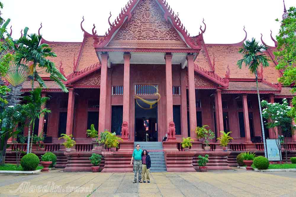 موزه ملی کامبوج در پنوم پن | علاءالدین تراول
