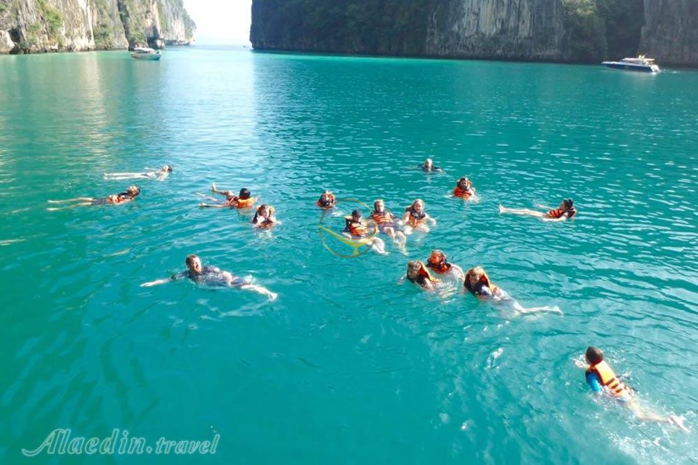 مجمع‌الجزایر فی‌ فی پوکت - تایلند | علاءالدین تراول