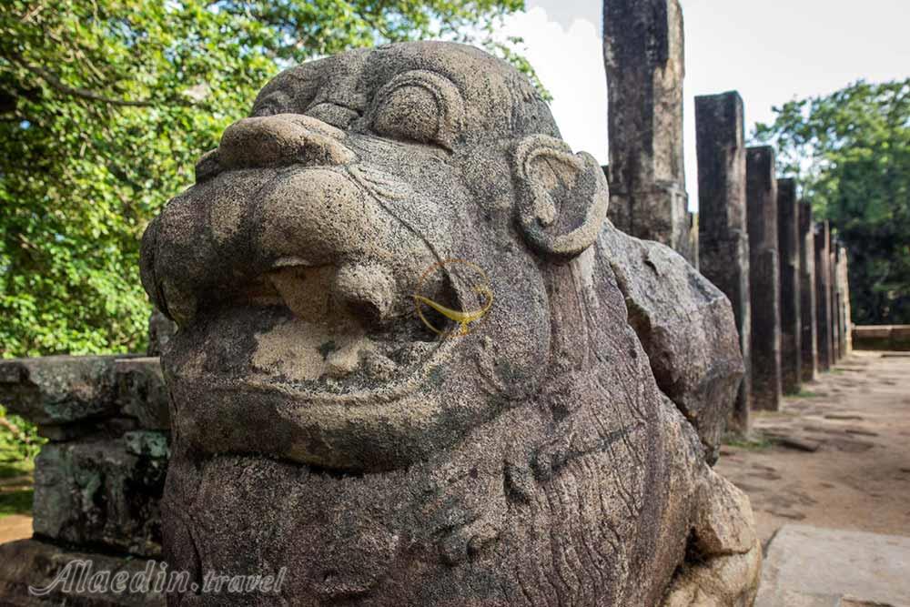 خرابه های باستانی پولونارووا - سری لانکا | علاءالدین تراول