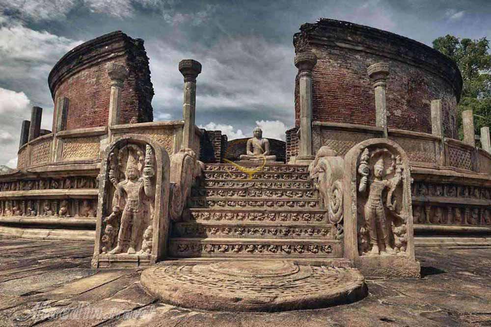 خرابه های باستانی پولونارووا - سری لانکا | علاءالدین تراول