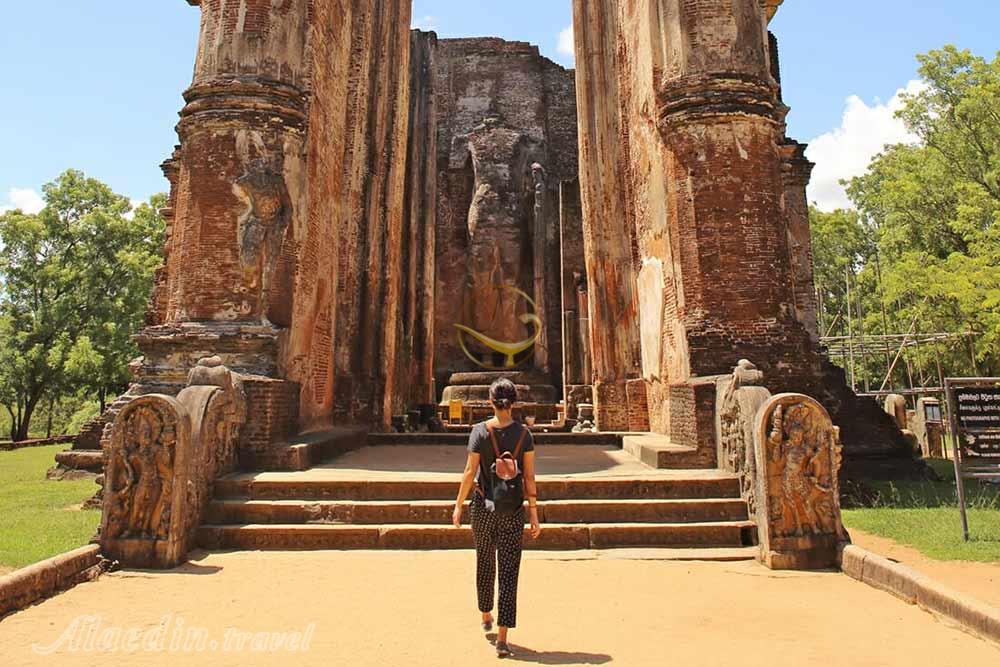 خرابه های باستانی پولونارووا - سری لانکا | علاءالدین تراول