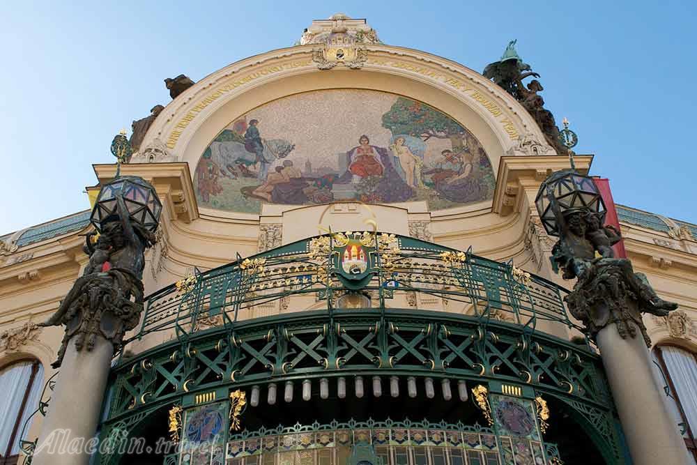ساختمان شهرداری پراگ | علاءالدین تراول