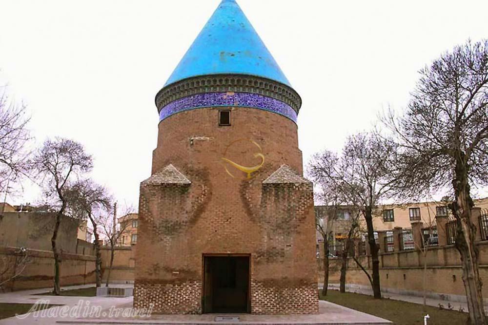 آرامگاه حمدالله مستوفی قزوین | علاءالدین تراول