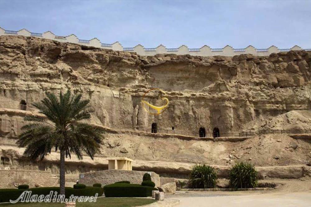 غار خربس قشم | علاءالدین تراول