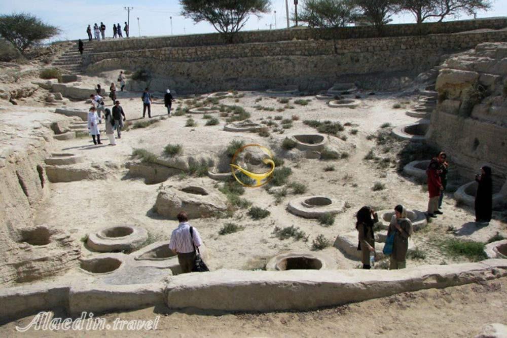 چاه های لافت قشم | علاءالدین تراول