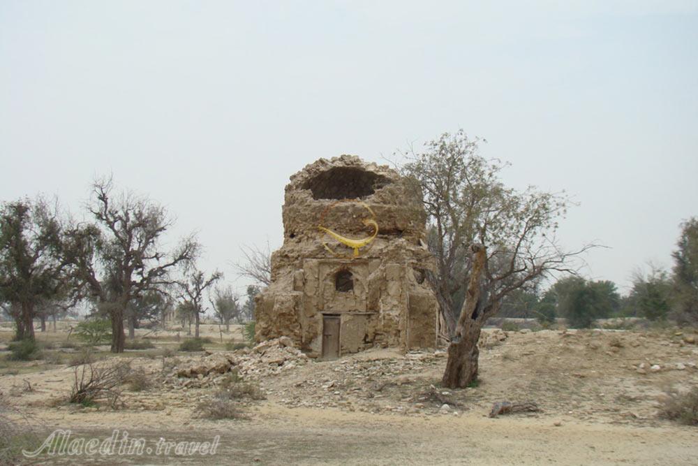 گورستان تم سنیتی قشم | علاءالدین تراول