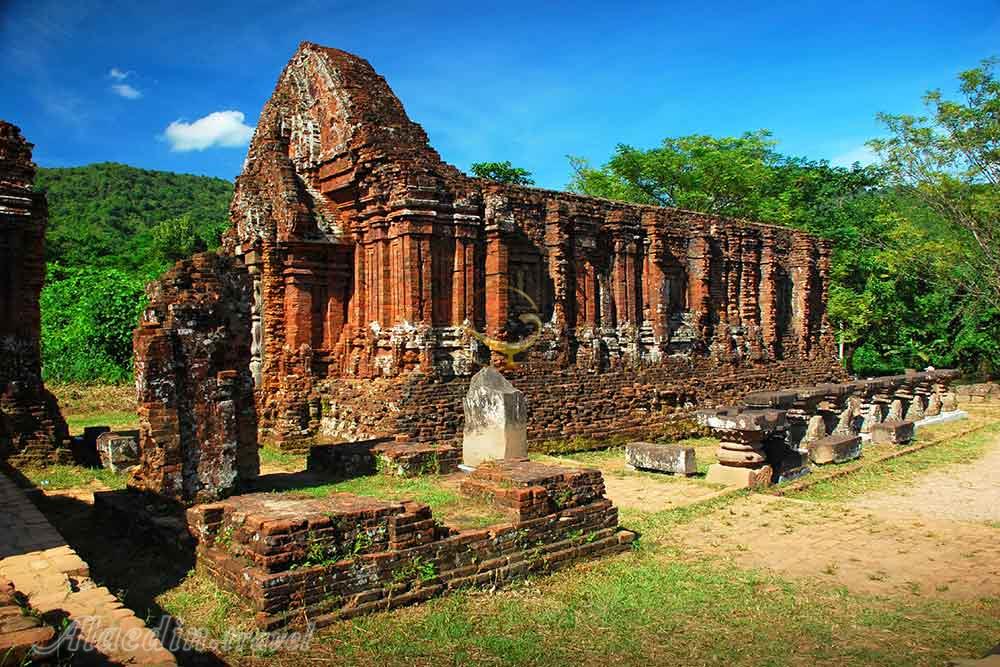 معبد مای سان در کوانگ نام - ویتنام | علاءالدین تراول