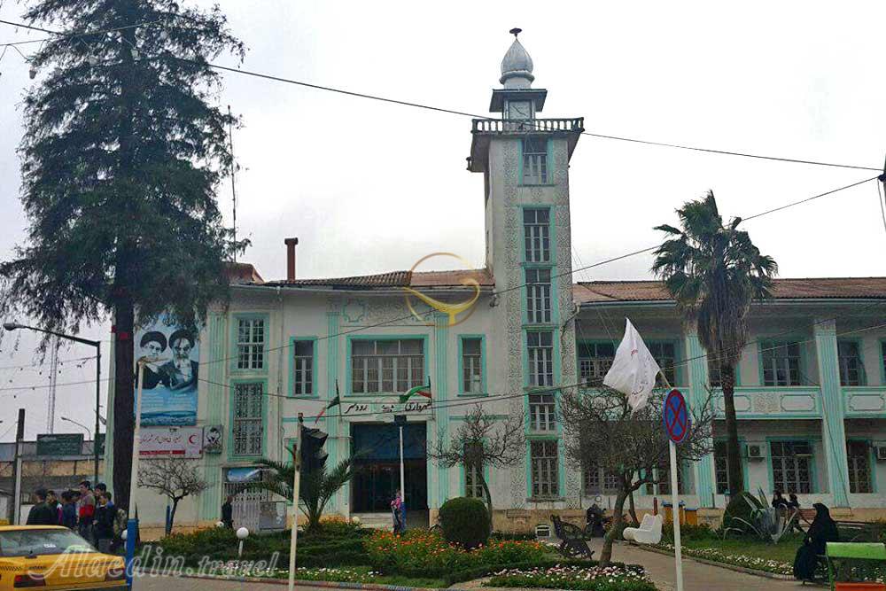 بنای تاریخی شهرداری رودسر | علاءالدین تراول