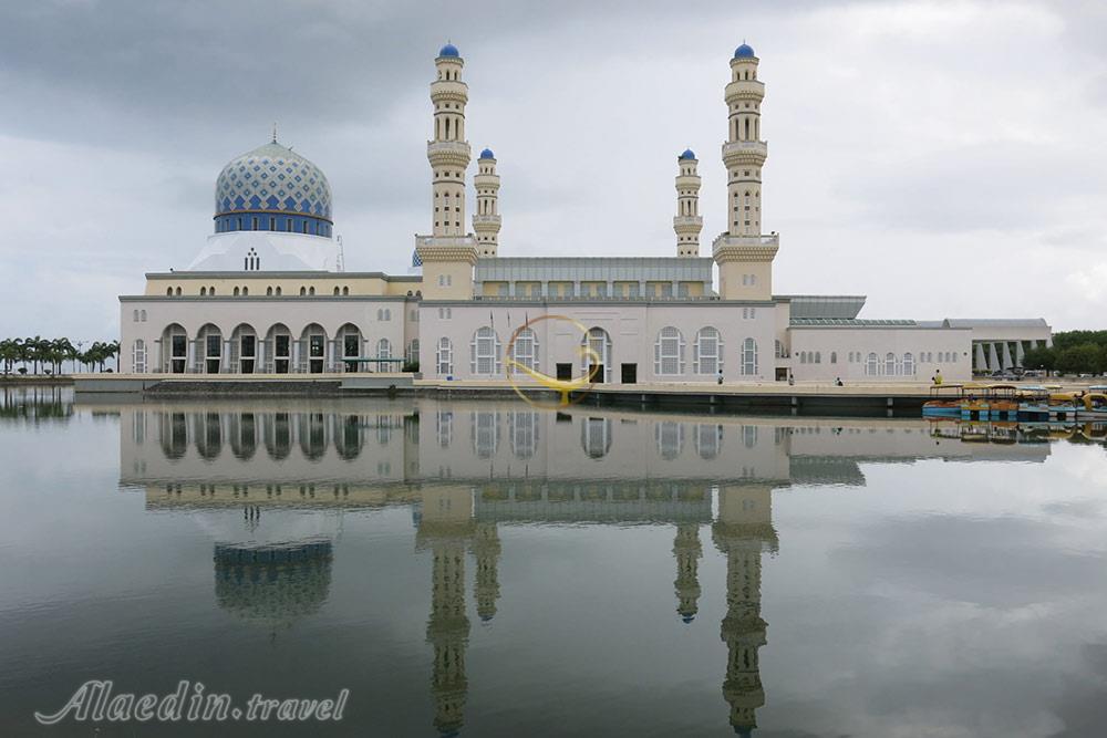 مسجد شهر کوتا کینابالو در صباح - مالزی | علاءالدین تراول