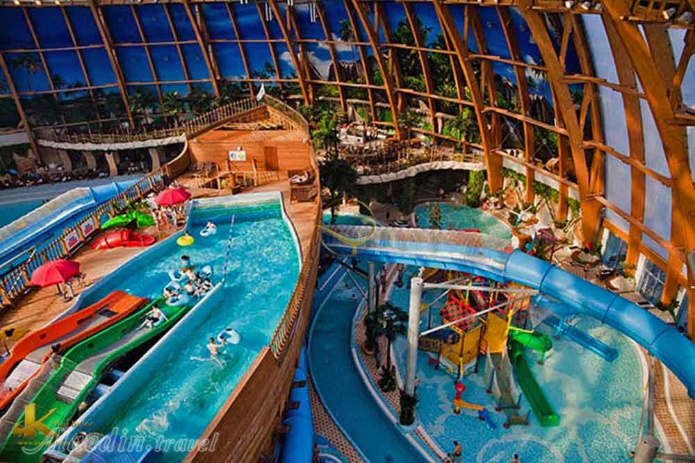 پارک آبی پیترلند سنت پترزبورگ روسیه | علاءالدین تراول