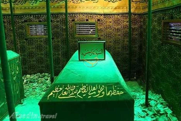 مرقد مطهر نرجس خاتون در سامرا - عراق