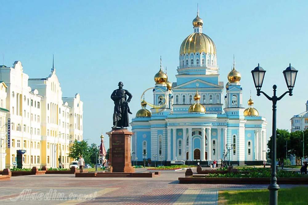 کلیسای جامع سنت تئودور اوشاکوف سارانسک | علاءالدین تراول