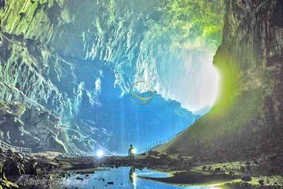 غارهای مولو ساراواک - مالزی