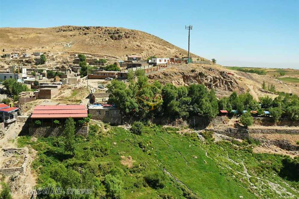 روستای بیله درق (ویلا دره) سرعین | علاءالدین تراول