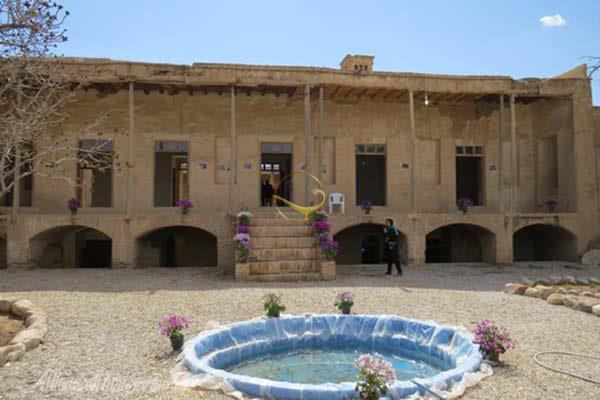 خانه تاریخی طاهری در سمنان