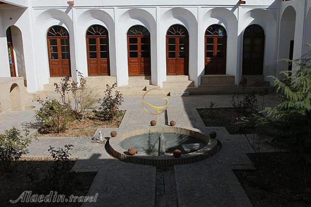 خانه یغمایی ها شاهرود | علاءالدین تراول