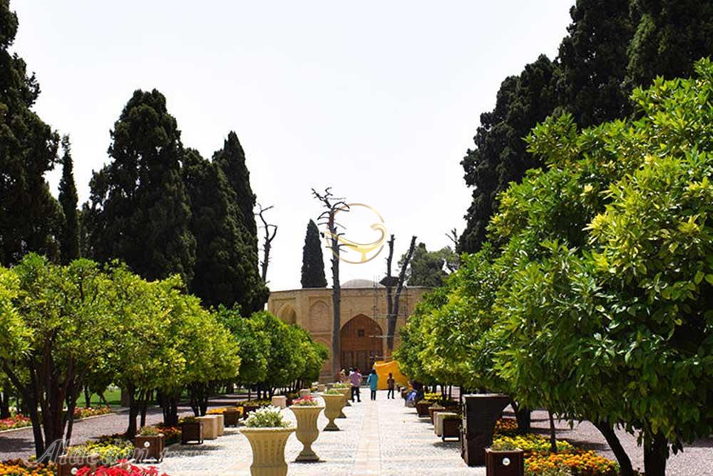 باغ جهان نما در شیراز | علاءالدین تراول