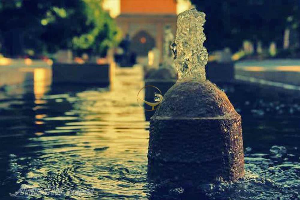 آب نما در باغ جهان نما در شیراز | علاءالدین تراول