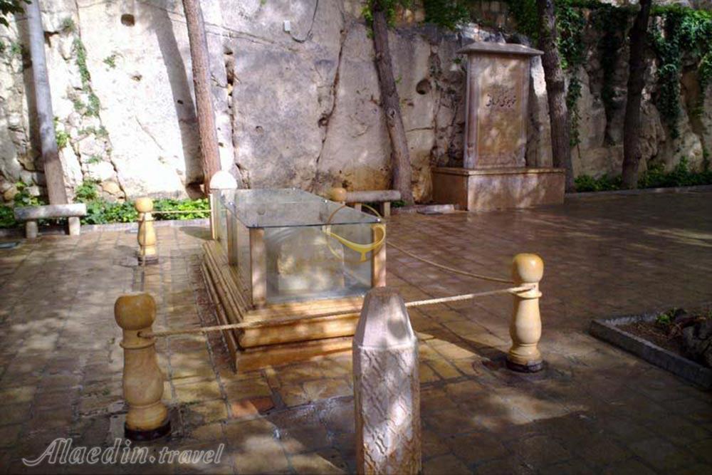 آرامگاه خواجوی کرمانی در شیراز | علاءالدین تراول