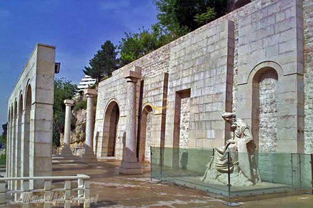 آرامگاه خواجوی کرمانی در شیراز | علاءالدین تراول