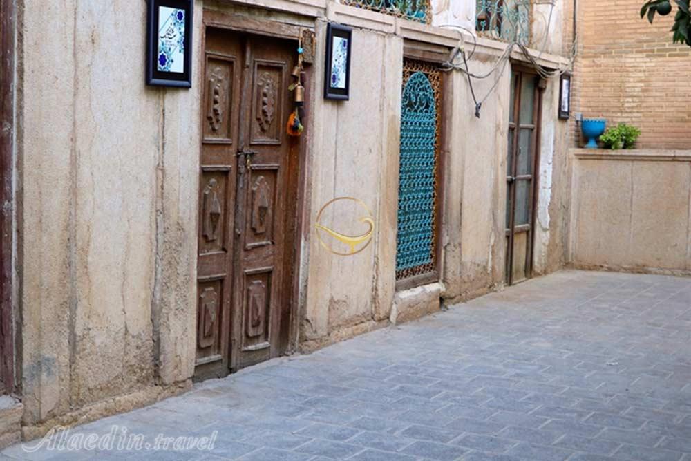 خانه سعادت (خانه صنایع دستی) شیراز | علاءالدین تراول