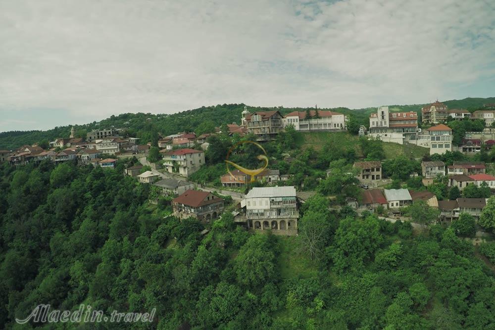 کوهستان قفقاز در سیقناقی - گرجستان | علاءالدین تراول