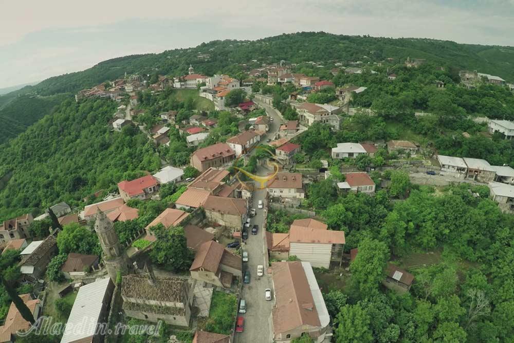 کوهستان قفقاز در سیقناقی - گرجستان | علاءالدین تراول