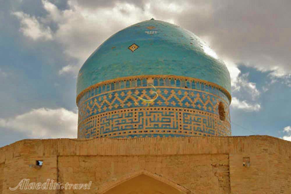 آرامگاه ملا حسن کاشی در سلطانیه | علاءالدین تراول