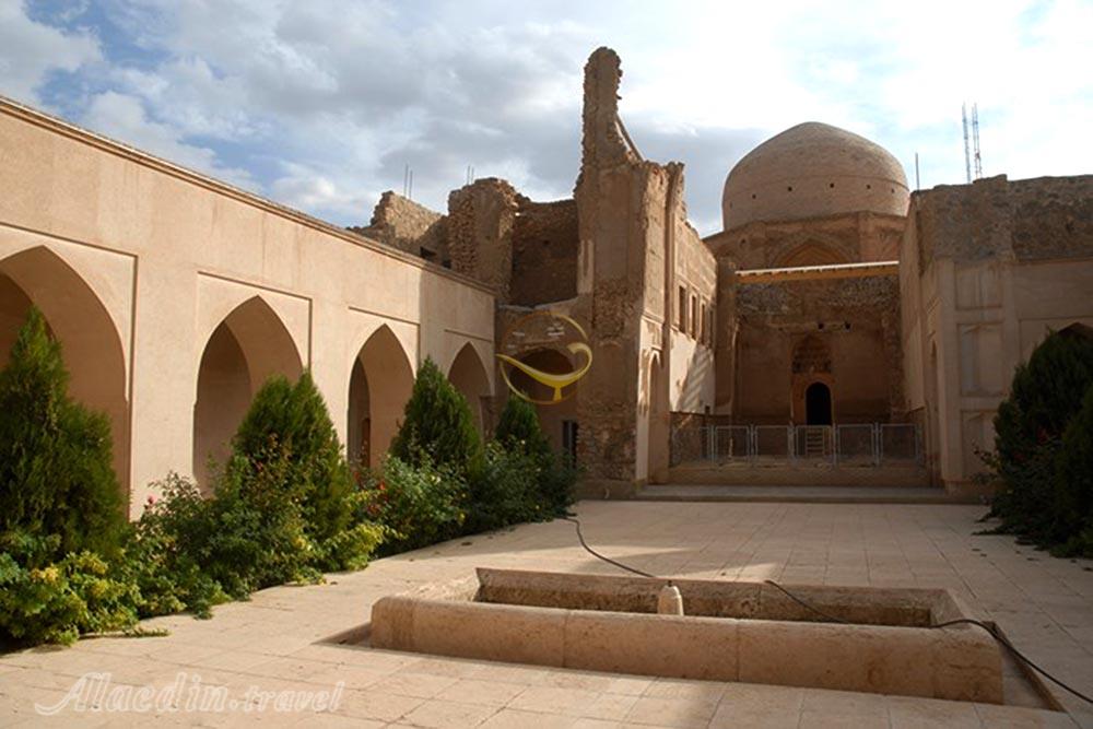 آرامگاه شیخ براق (چلپی اوغلو) سلطانیه | علاءالدین تراول