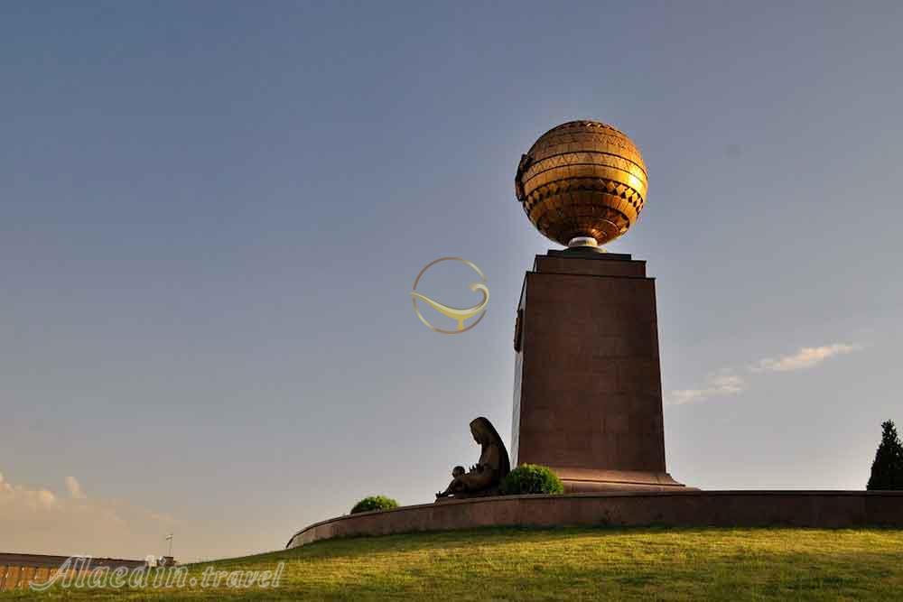 میدان استقلال تاشکند ازبکستان | علاءالدین تراول