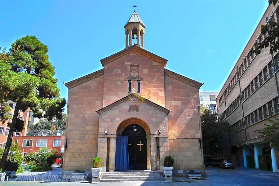 موزه اسقف اعظم آرداک مانوکیان در تهران (موزه ارامنه ایران) | علاءالدین تراول