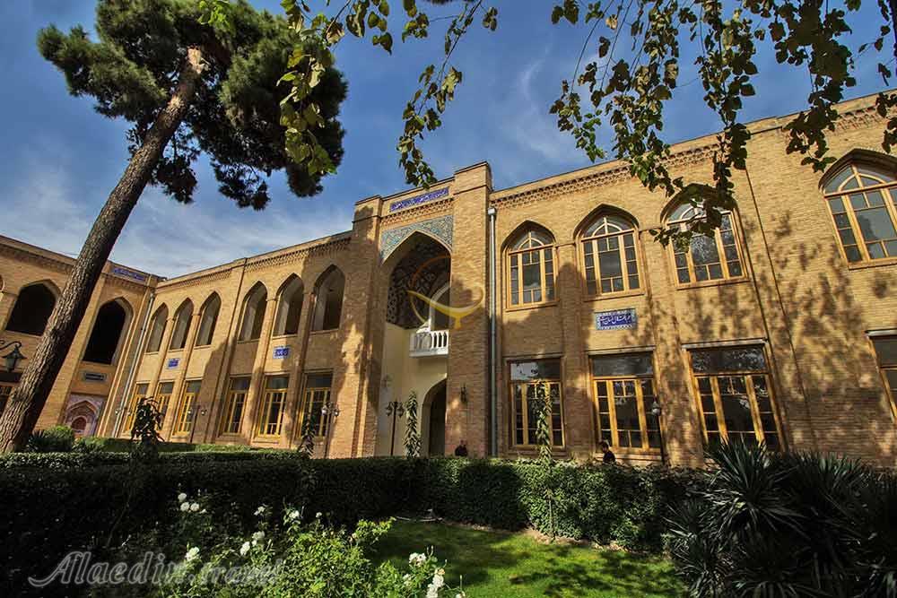 مدرسه دارالفنون تهران | علاءالدین تراول