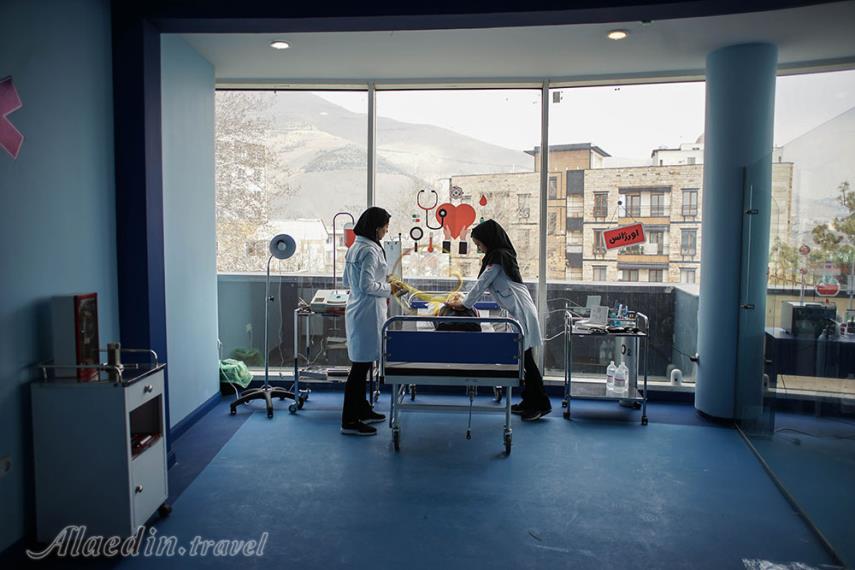 دکتر لند | علاءالدین تراول