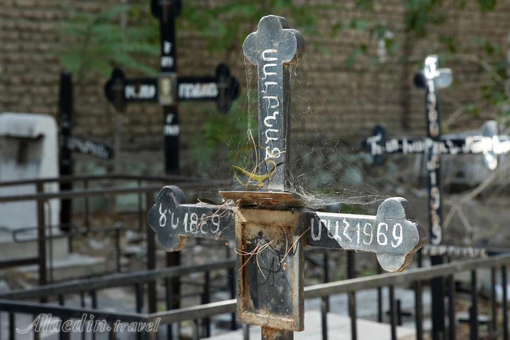 گورستان دولاب تهران | علاءالدین تراول