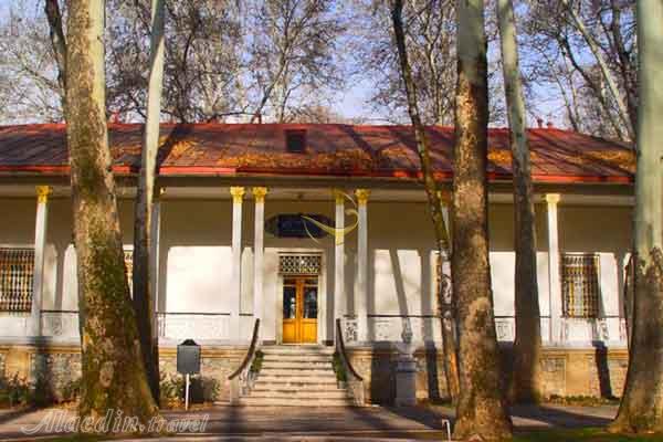 موزه استاد فرشچیان کاخ سعدآباد تهران