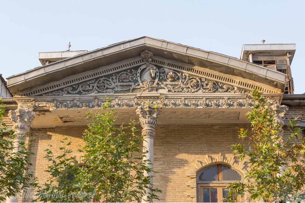 عمارت قزاقخانه تهران | علاءالدین تراول