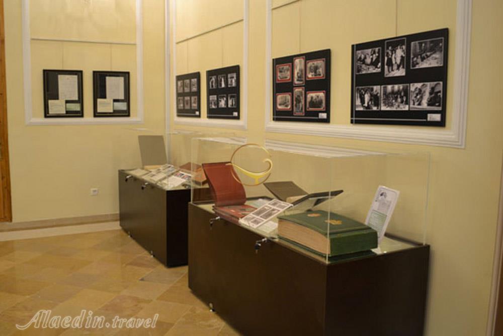 موزه آلبوم های سلطنتی و اسناد سعدآباد | علاءالدین تراول